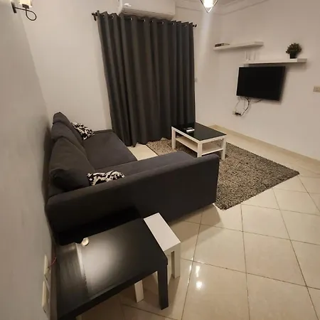 Stylish And Modern Apartment Close To The Airport Cairo Exterior photo