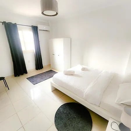 Stylish And Modern Apartment Close To The Airport Cairo Exterior photo