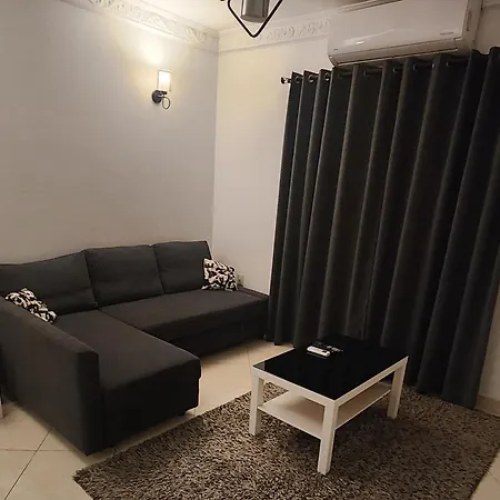 Stylish And Modern Apartment Close To The Airport Cairo Exterior photo