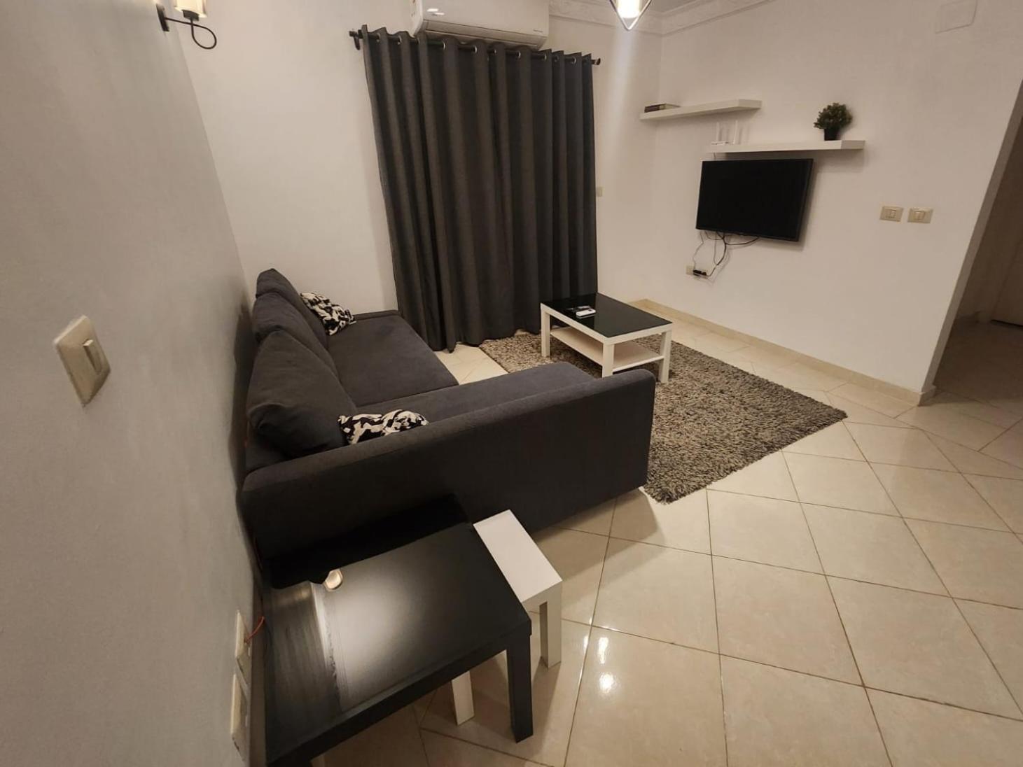 Stylish And Modern Close To The Airport *