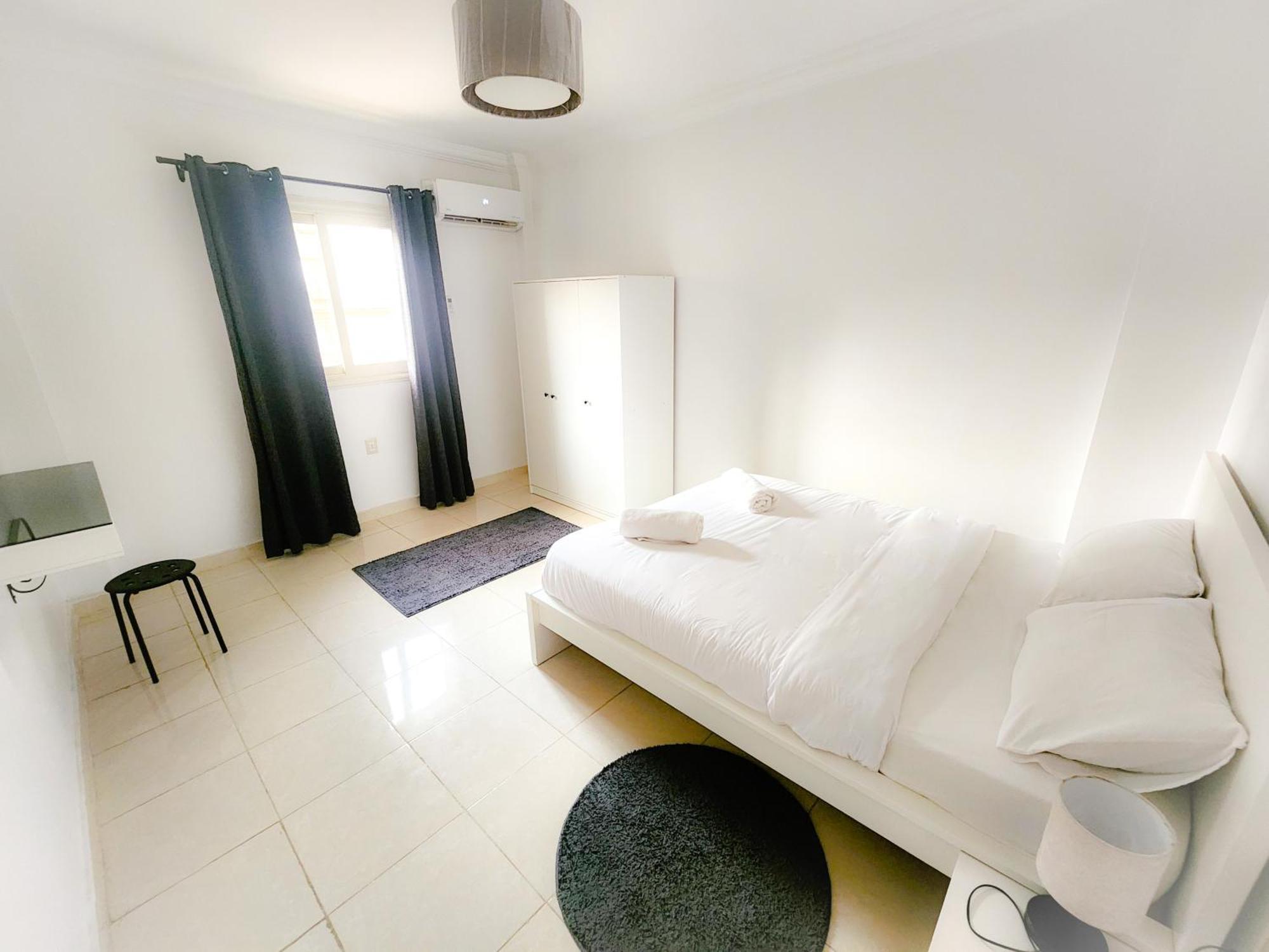 Stylish And Modern Close To The Airport * Cairo